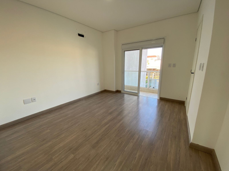 Sobrado no Green Village - Imagem 7